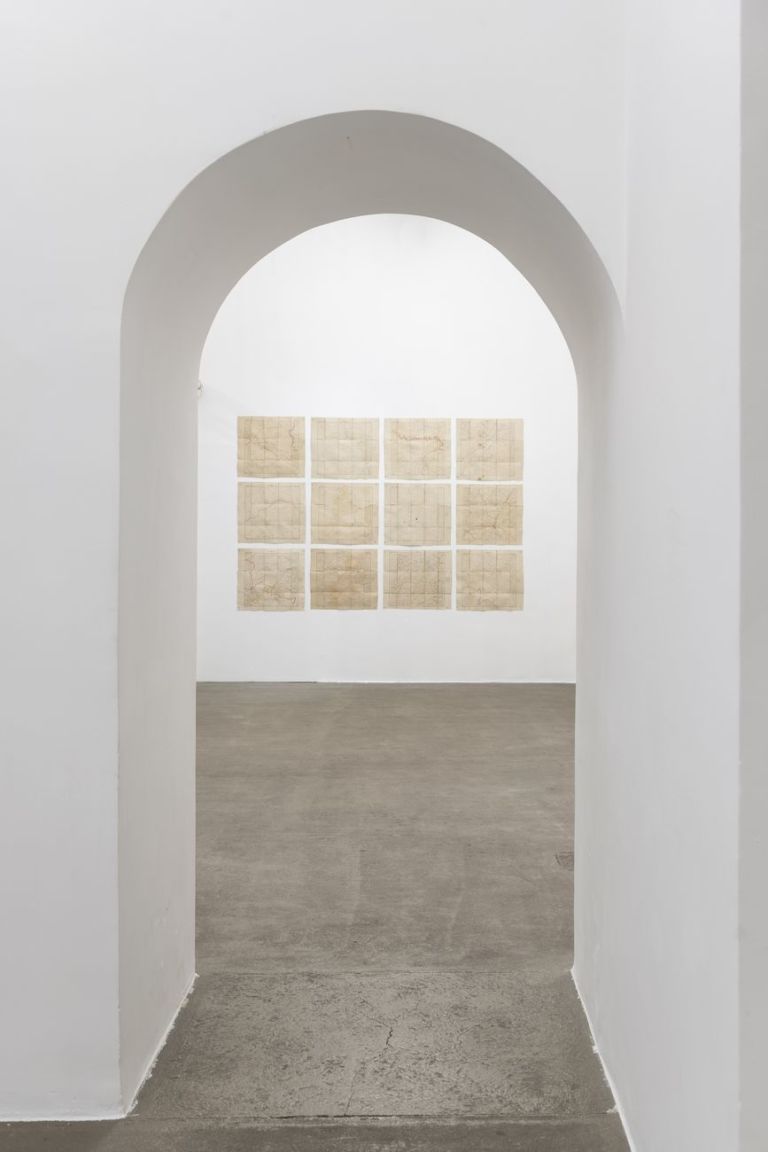 Ibrahim Mahama. Living Grains. Exhibition view at Fondazione Giuliani, Roma 2019. Photo Giorgio Benni