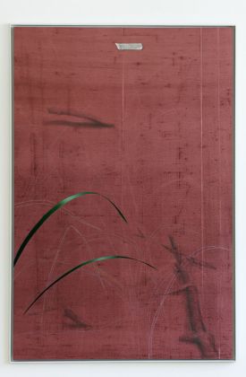 Linda Carrara, Lo stagno, 2019, olio grafite e matita bianca su tela, 110x160 cm