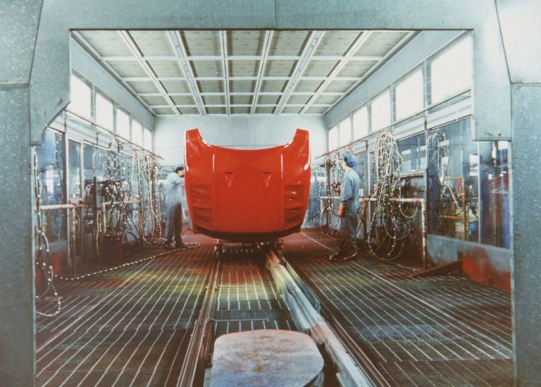 Luigi Ghirri, Ferrari, Maranello,1985 88 © Eredi di Luigi Ghirri