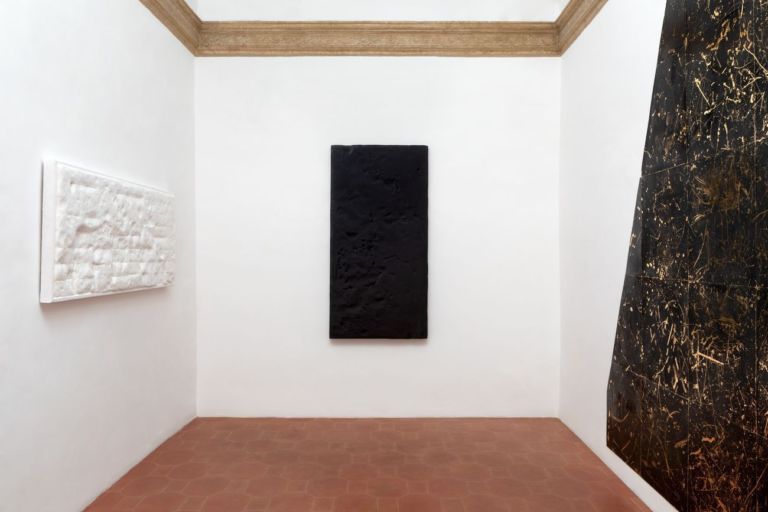 Salvatore Falci. Conwith. Installation view at Galleria Casoli De Luca, Roma 2019. Photo Daniele Molajoli