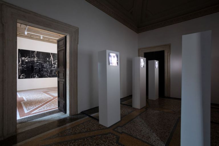 Salvatore Falci. Conwith. Installation view at Galleria Casoli De Luca, Roma 2019. Photo Daniele Molajoli
