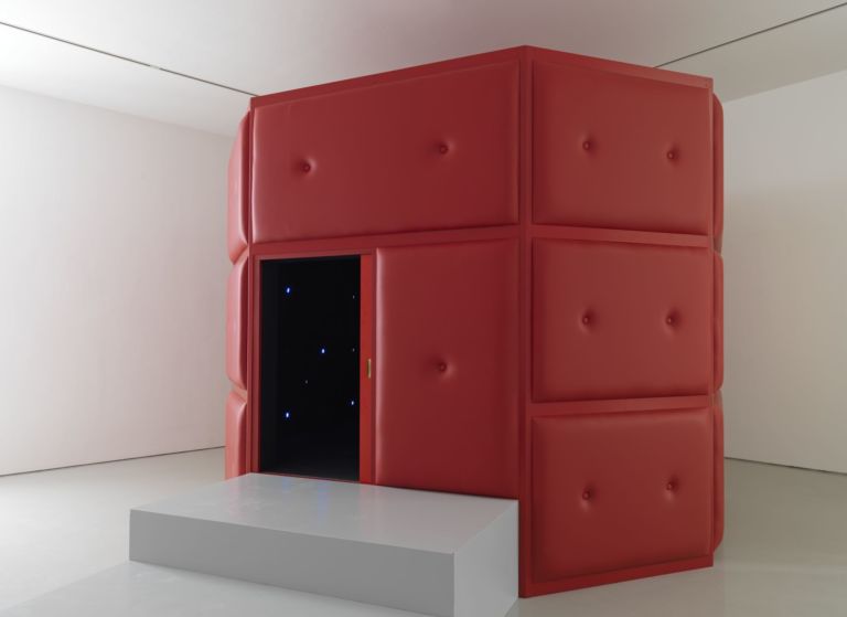 Tatsuo Miyajima, Life Palace (tea room), 2013 © Tatsuo Miyajima_ Courtesy Lisson Gallery