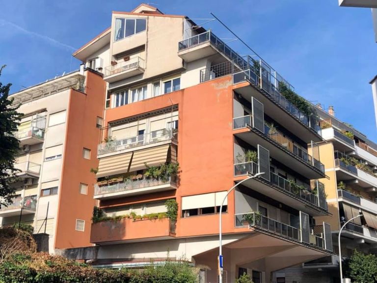 Ugo Luccichenti, Palazzina in Via Marcello II, Roma. Photo Carlo Ragaglini