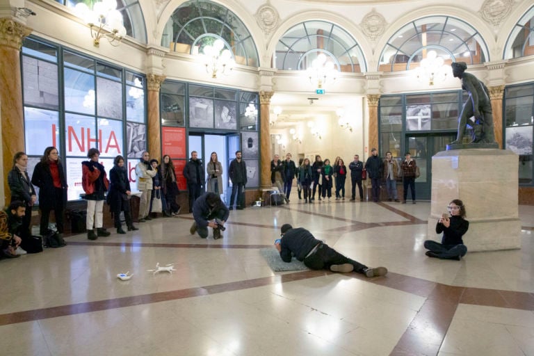 g. olmo stuppia. Archéologie du futur. Performance. INHA, Parigi 2019. Photo Susanna Pozzoli