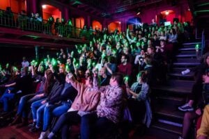 Nasce Lucia, la radio al cinema. A Firenze un festival per l’ascolto collettivo di podcast