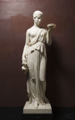 Bertel Thorvaldsen, Ebe, 1819-23, marmo, 156,5 x 51,2 x 59,5 cm. Copenaghen, Thorvaldsens Museum