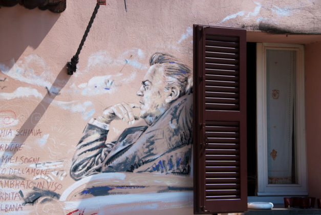Borgo murale con Fellini