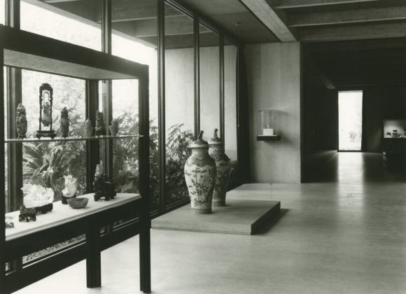 Calouste Gulbenkian Museum. Far Eastern gallery, 1970. Photo Mário de Oliveira