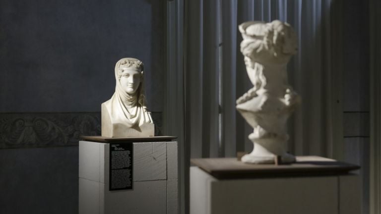 Canova. I volti ideali. Exhibition view at Galleria d'Arte Moderna, Milano 2019. Photo Alessandra di Consoli