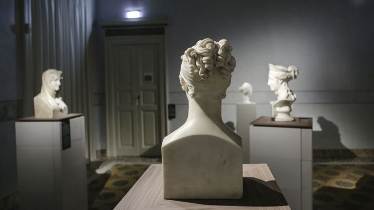 Canova. I volti ideali. Exhibition view at Galleria d'Arte Moderna, Milano 2019. Photo Alessandra di Consoli