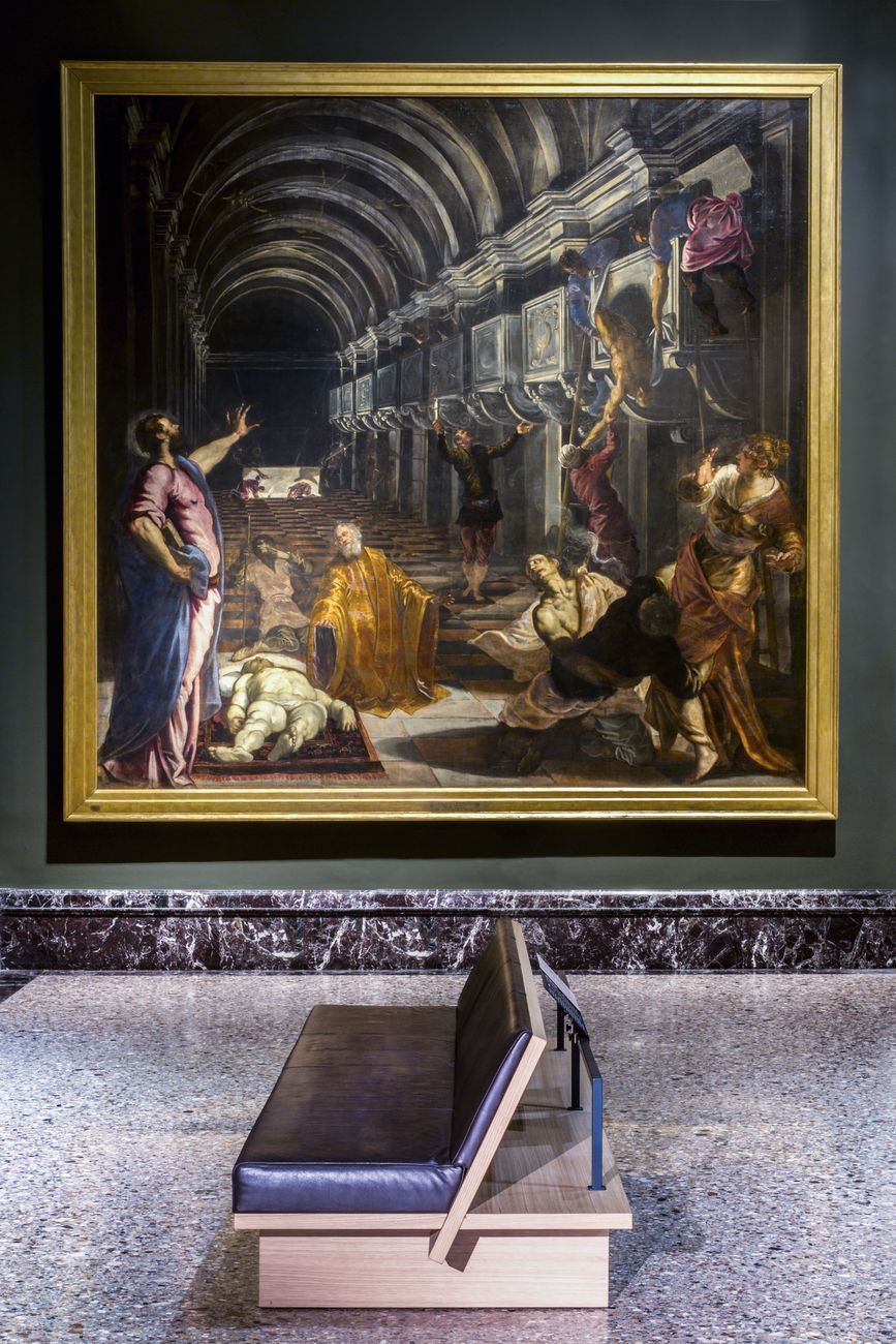 Pinacoteca di Brera _ Cappellini _ Brera Bench di Giulio Cappellini. Photo © Filippo Romano x Museo City
