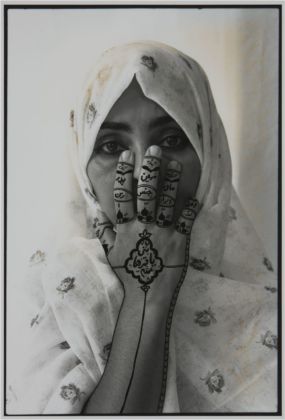 Shirin Neshat, Women of Allah, 1994. Milano, Collezione Consolandi © Shirin Neshat