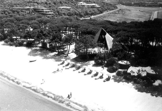 Stabilimento balneare “La vela”, Punta Ala, 1959. Archivio Walter Di Salvo
