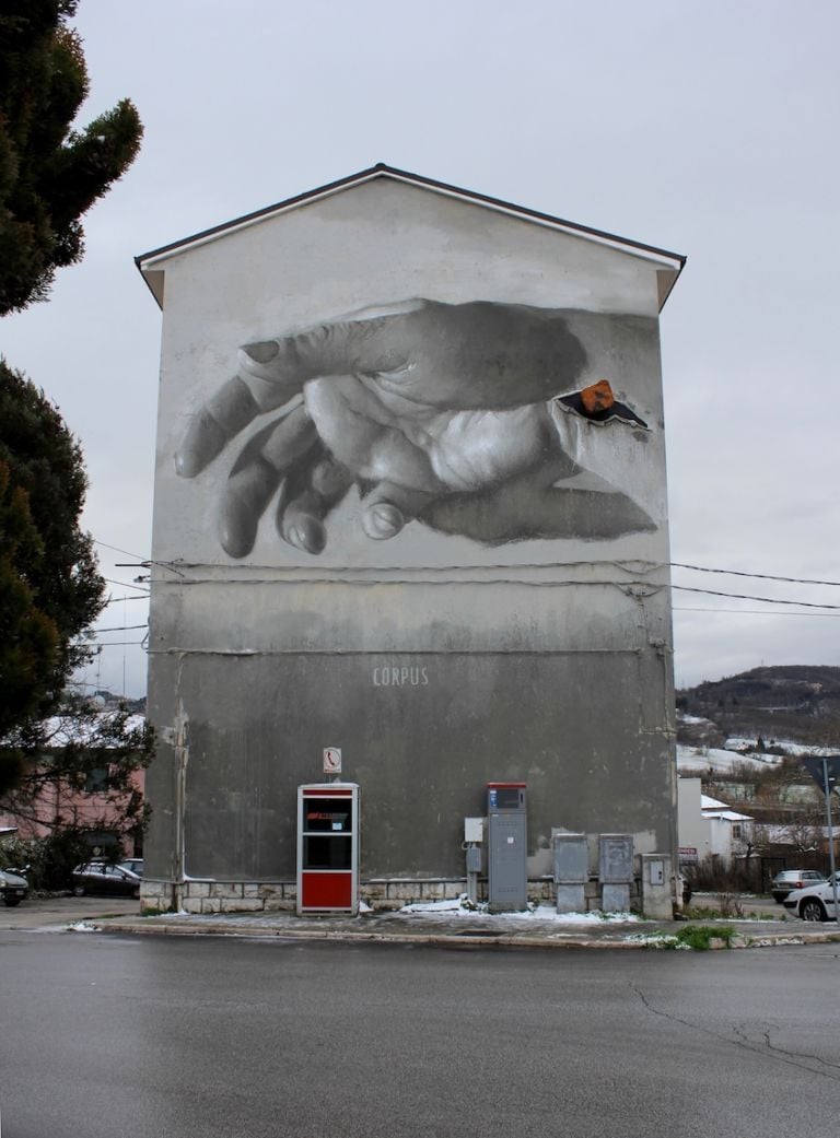 Luis Gomez De Teran, Corpus Homini, 2019, ImbrArtiamo Street Art e Misteri, foto di Antonella Palladino