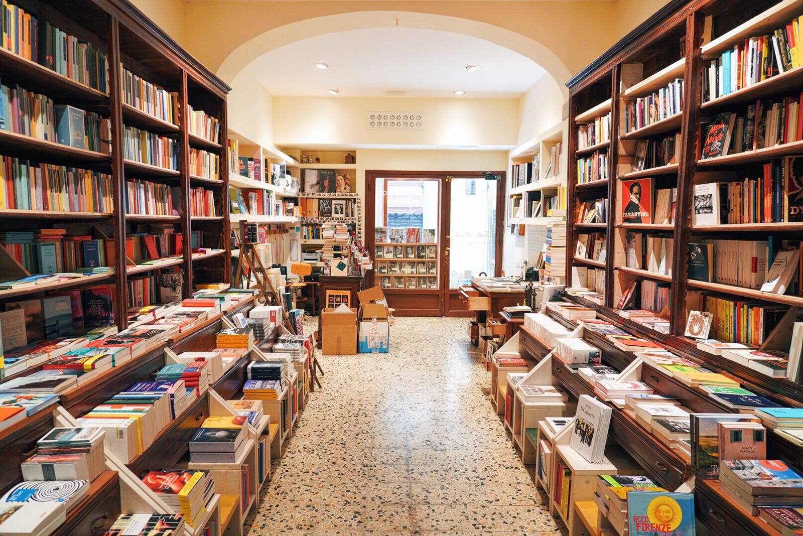 Il nuovo decreto e la riapertura delle librerie | Artribune