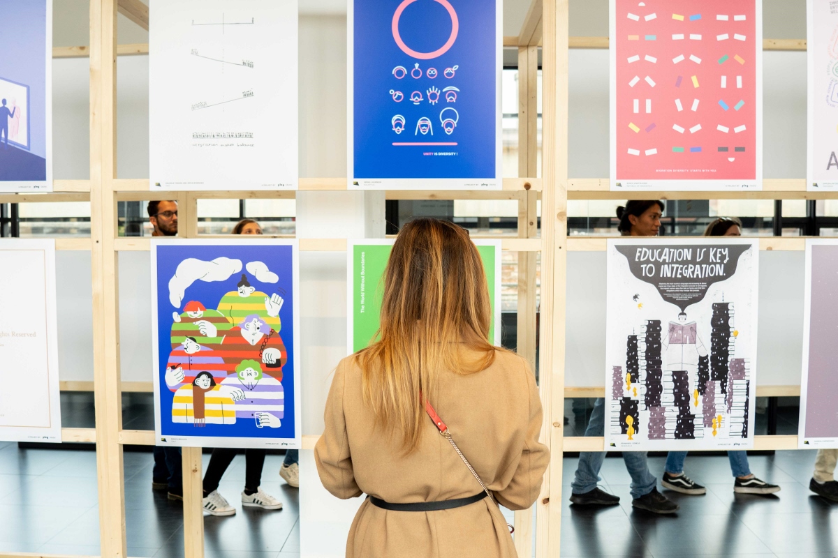 Posterheroes: Humans at work