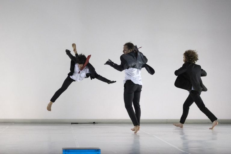 Collettivo Cinetico, Pentesilea Ultras. Regia e coreografia di Enzo Cosimi. Photo © Marco Caselli Nirmal