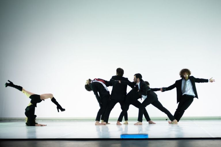 Collettivo Cinetico, Pentesilea Ultras. Regia e coreografia di Enzo Cosimi. Photo Daniele Zappi