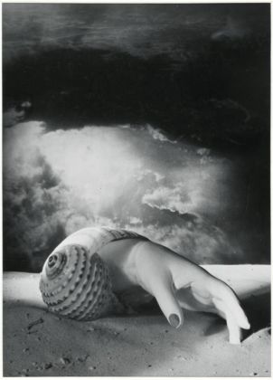 Dora Maar, Untitled (Hand-Shell) 1934. Centre Pompidou, Musée national d’art moderne, Paris. Photo © Centre Pompidou, MNAM-CCI, Dist. RMN-Grand Palais / image Centre Pompidou, MNAM-CCI © ADAGP, Paris and DACS, London 2019