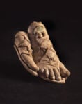 Piedi incrociati con krepídes Museo Archeologico Nazionale “Gaio Cilnio Mecenate”, Arezzo