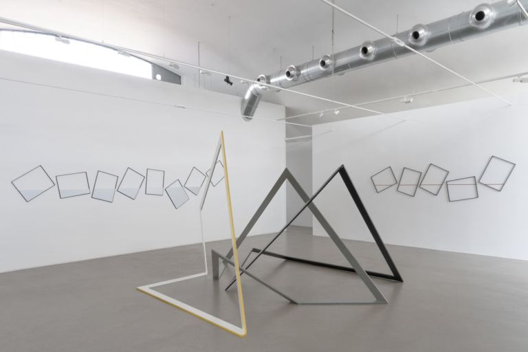 Grazia Varisco. Ospitare lo Spazio. Exhibition view at M77 Gallery, Milano 2019. Photo Lorenzo Palmieri