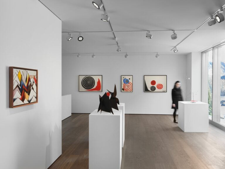 Installation view, ‘Calder’ at Hauser & Wirth St. Moritz, until 9 February 2020. © 2019 Calder Foundation, New York / Artists Rights Society (ARS), New York / ProLitteris, Zurich. Courtesy the Foundation and Hauser & Wirth