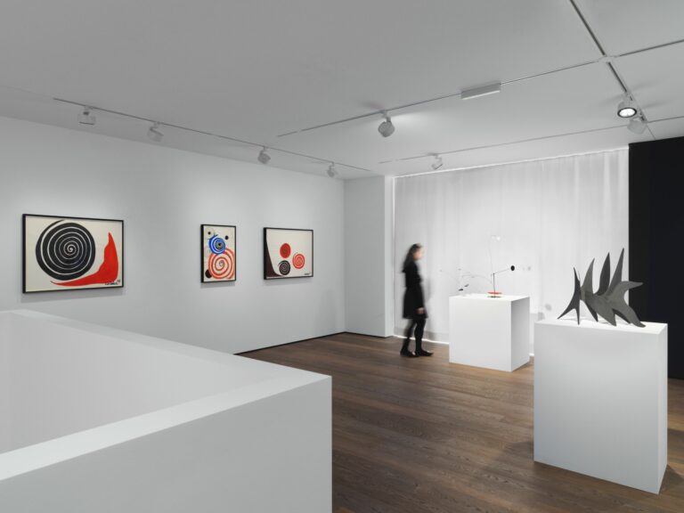 Installation view, ‘Calder’ at Hauser & Wirth St. Moritz, until 9 February 2020. © 2019 Calder Foundation, New York / Artists Rights Society (ARS), New York / ProLitteris, Zurich. Courtesy the Foundation and Hauser & Wirth