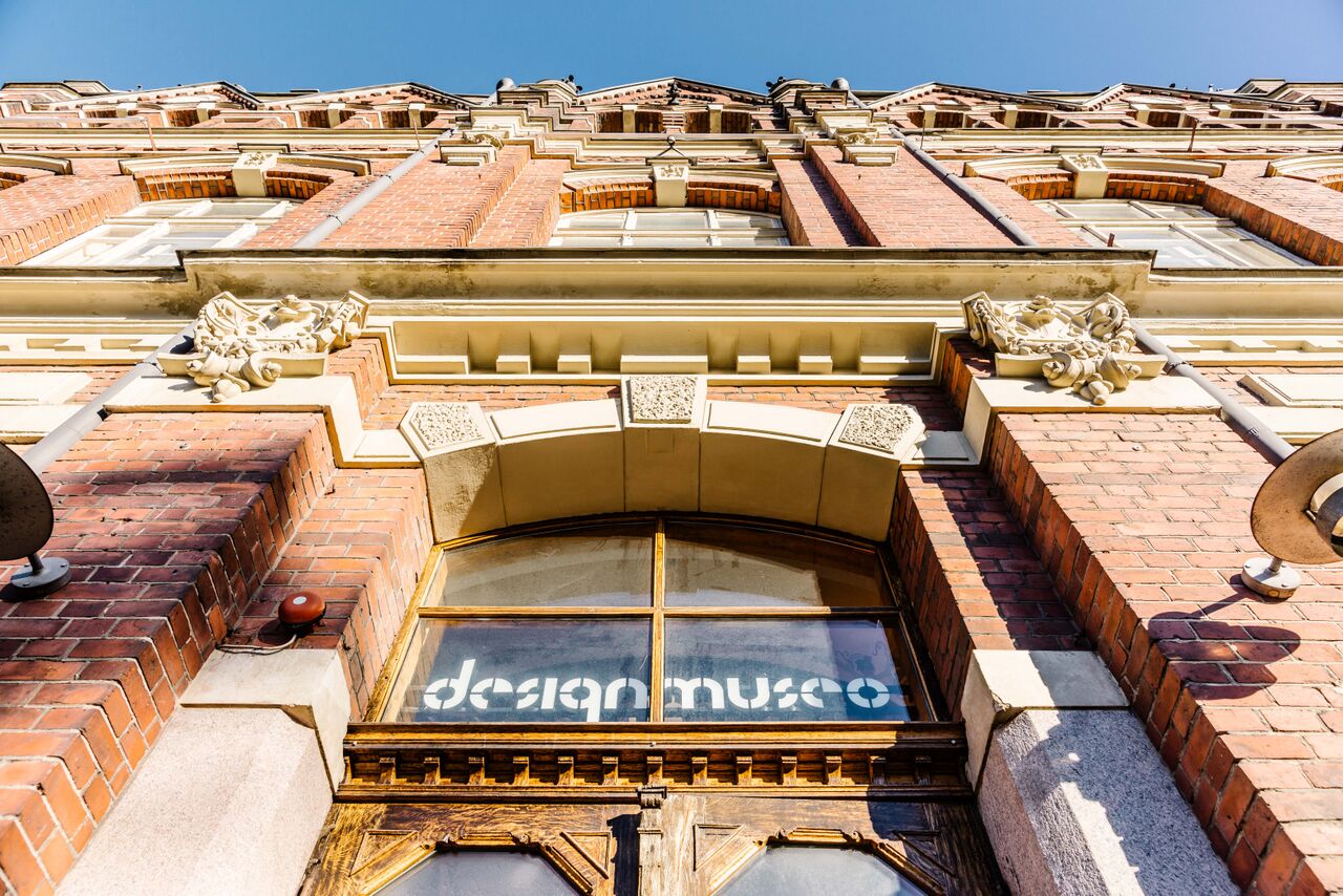La facciata del Design Museum di Helsinki, credit Otso Kaijaluoto
