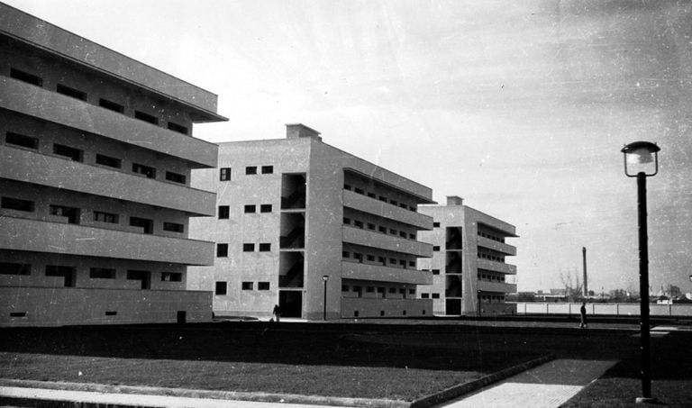 Luigi Cosenza, Case popolari al Rione D'Azeglio, Barra, 1946 47. Archivio Luigi Cosenza Archivio di Stato, Pizzofalcone, Napoli