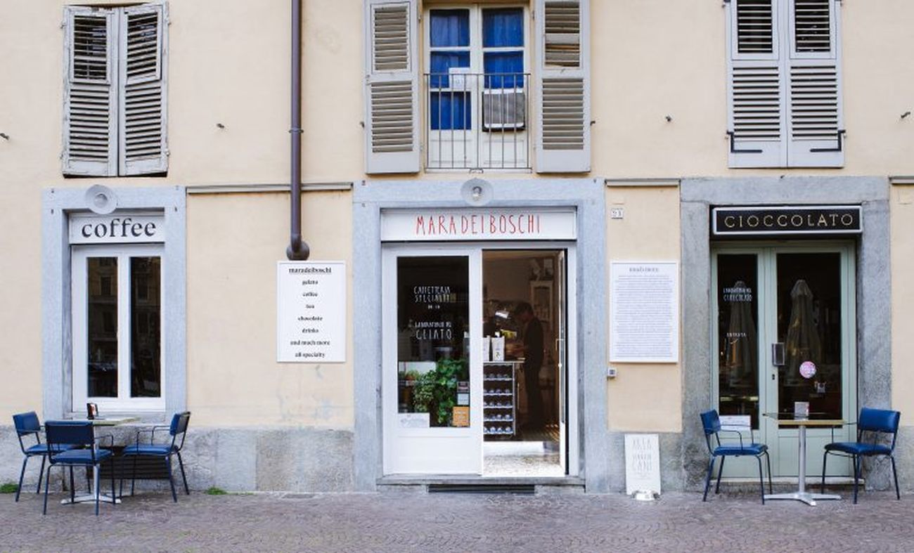 Mara dei Boschi, Torino, Piazza Carlina