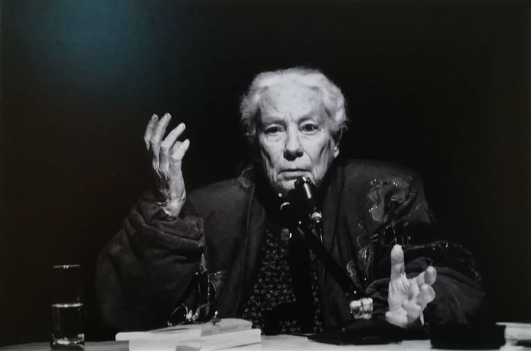 Mario Dondero, Joyce Lussu, Fermo, inizio anni '90