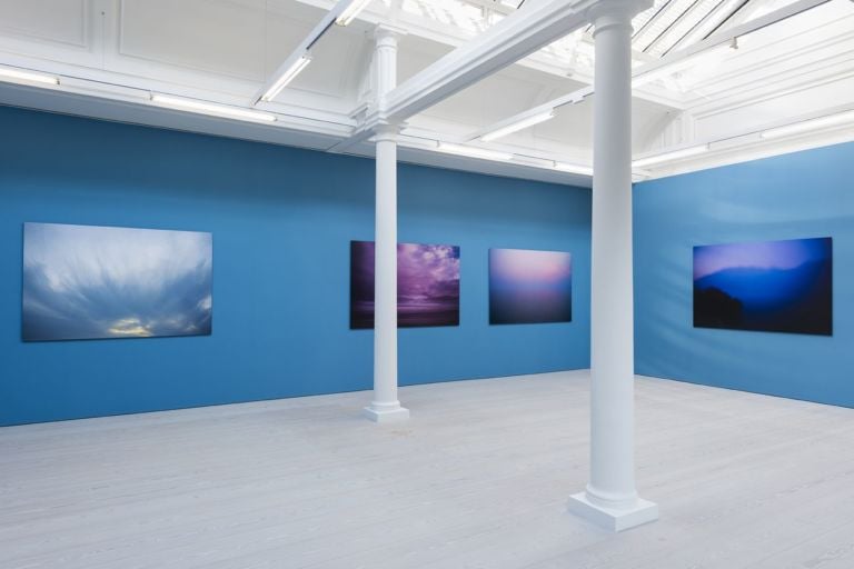 Nan Goldin. Sirens. Installation view at Marian Goodman Gallery, Londra 2019. Courtesy the artist & Marian Goodman Gallery, New York Paris London