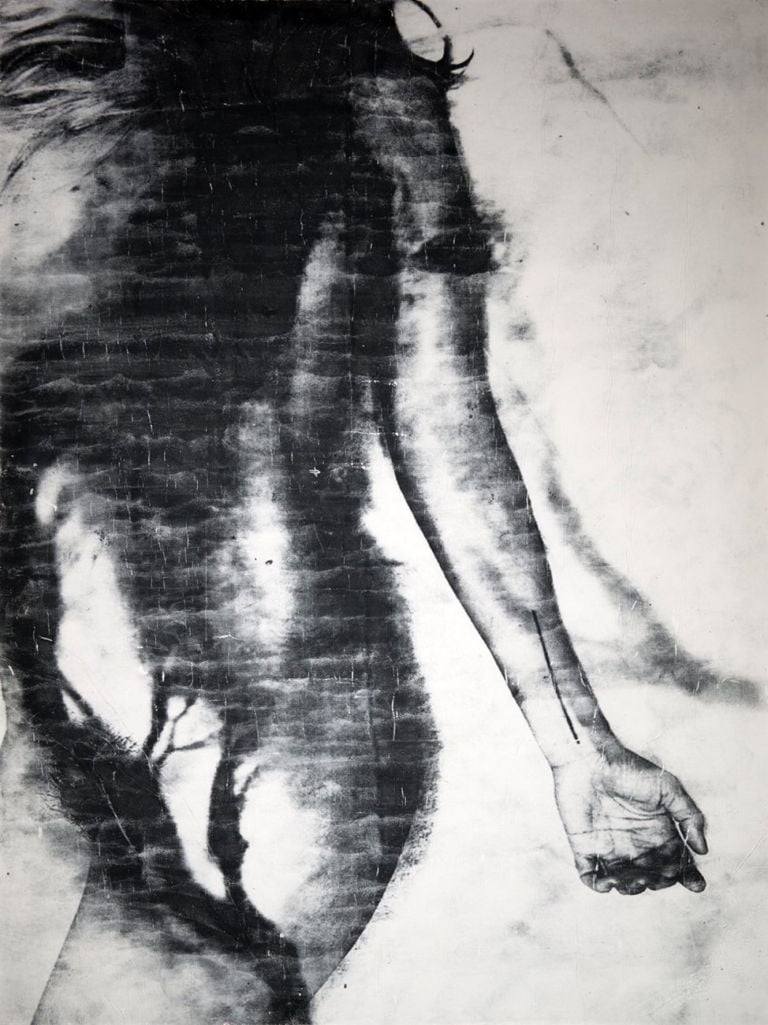 Silvia Celeste Calcagno, Fuoco fatuo, fotografia su ceramica, 118x95 cm