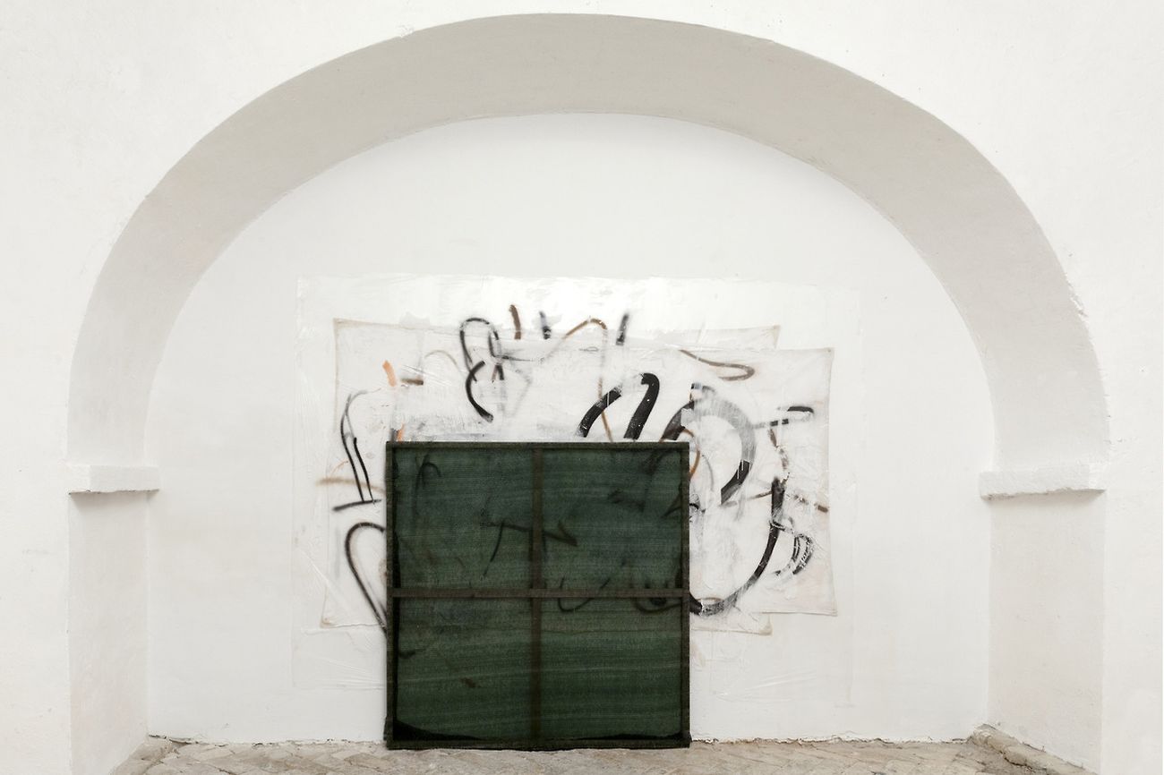 Simone Camerlengo, Ground zero, 2017, mixed media, 250x200 cm. Installation view at MuseoLaboratorio, Città Sant’Angelo. Photo Pierluigi Fabrizio