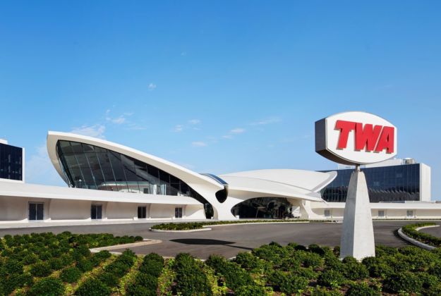 Up up and away! The new TWA Hotel at JFK Airport. Photo credits TWA Hotel – David Mitchell