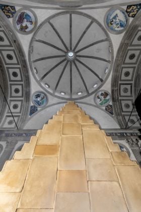 Wolfgang Laib, Without Beginning and Without End, 1999. Courtesy the artist. Installation view at Cappella Pazzi - Complesso Monumentale di Santa Croce, Firenze 2019. Photo credit Leonardo Morfini