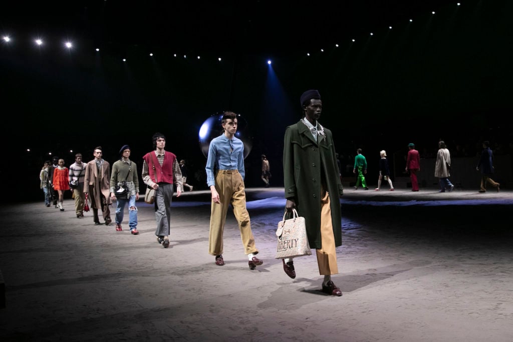 Gucci lancia un festival di moda e cinema, una serie tv (girata con Gus van Sant) e un videogioco