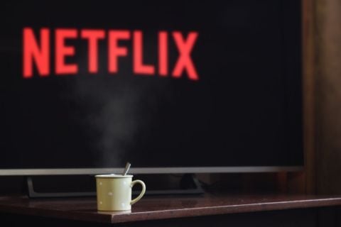 Netflix, ph John Mark Smith, fonte pexels photo