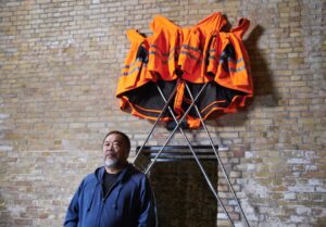 Un’arte più democratica? Ai Weiwei mette in vendita un’opera su un sito di fai-da-te