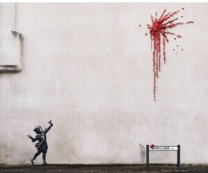 Fiori per San Valentino: l’ultima opera di Banksy appare a Bristol