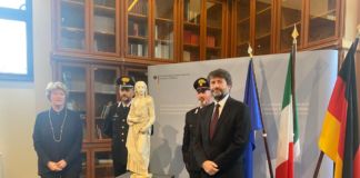 L’Italia restituisce una statua di Andrea della Robbia a famiglia ebrea tedesca