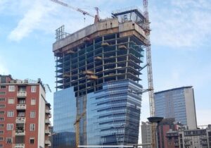 A Milano si stanno costruendo troppi edifici brutti?