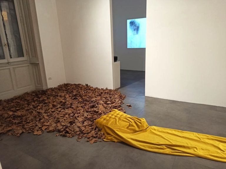 If bees are few. Exhibition view at Mimmo Scognamiglio Arte Contemporanea, Milano 2020