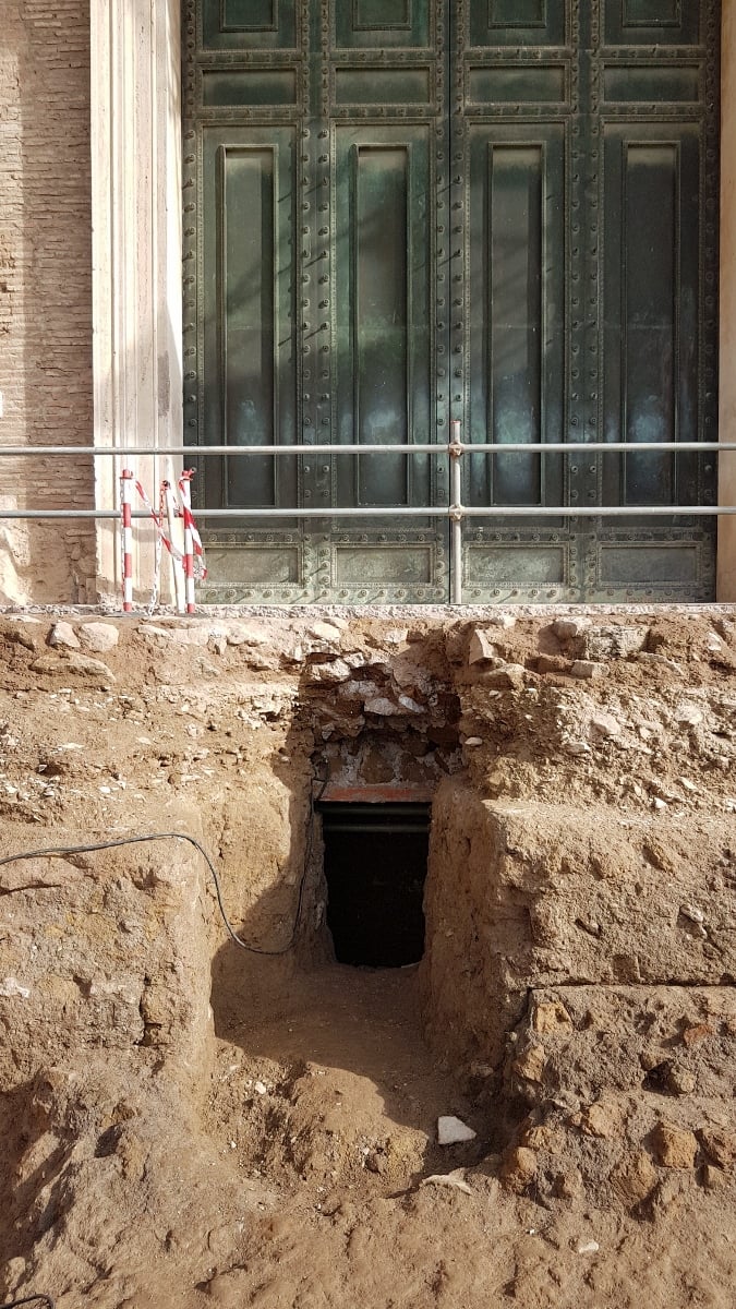 Ingresso all'ambiente sotterraneo, courtesy Parco archeologico del Colosseo