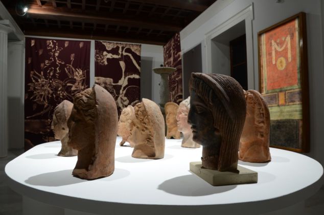 Quando le statue sognano. Exhibition view at Museo Salinas, Palermo 2019. Photo Vittorio Fazio. Courtesy Museo Salinas. Teste votive di Cales