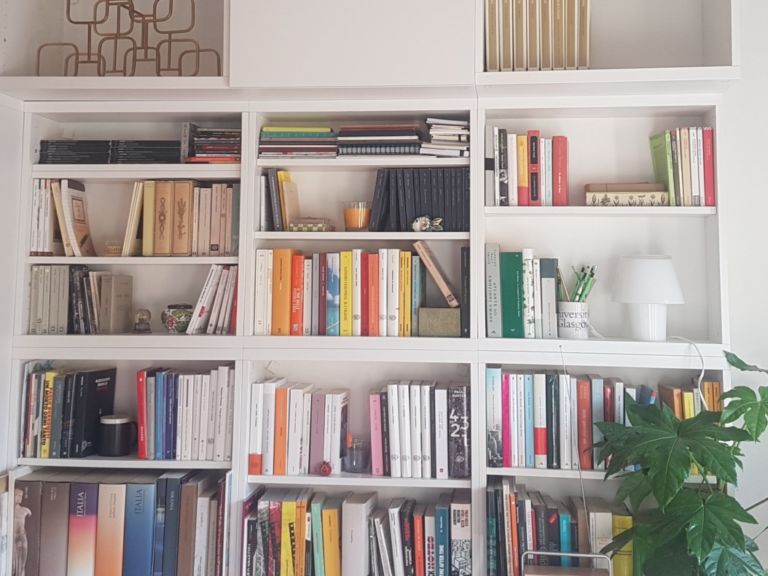 #scaffali, la tendenza twitter sulle librerie domestiche