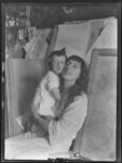 Giannetto Bisi, Adriana Bisi Fabbri con il figlio Riccardo, 1916 17. Archivio privato
