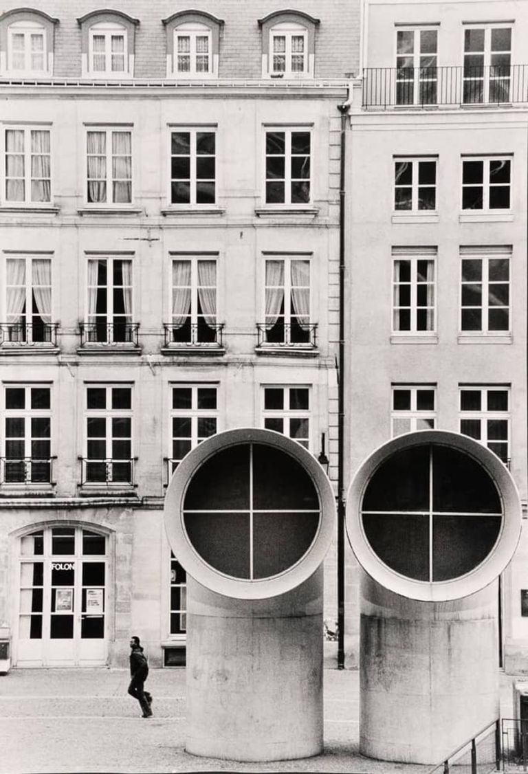 Gianni Berengo Gardin, Parigi Beauburg 1982, courtesy Fondazione 3M