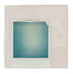 Irene Fenara, Termia, 2014, Polaroid e gesso, cm14x14