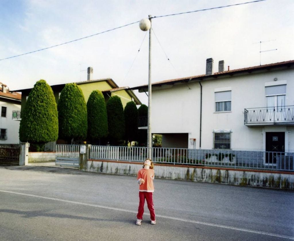 Locals. I ritratti fotografici della provincia raccontati fra le pagine di un libro